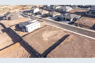 1860 W 350 N #106, Hurricane, UT 84737 - Photo 5