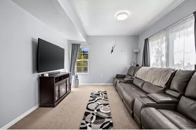 7626 S Calendula Ln W, West Jordan, UT 84081 - Photo 3