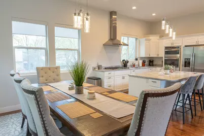 973 E 250 S, Layton, UT 84041 - Photo 7