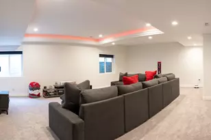 973 E 250 S, Layton, UT 84041 - Photo 15