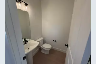 782 E 1250 S, Hyrum, UT 84319 - Photo 9
