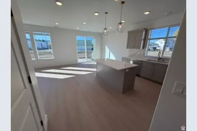 782 E 1250 S, Hyrum, UT 84319 - Photo 11