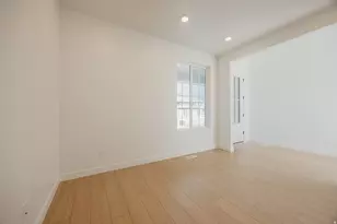 2915 N Kingbird Dr, Eagle Mountain, UT 84005 - Photo 19