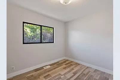 3322 S Monte Verde Dr, Salt Lake City, UT 84109 - Photo 31