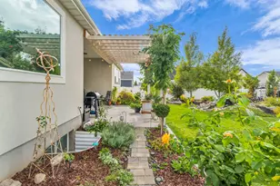 2454 W Jackson St, Mapleton, UT 84664 - Photo 47