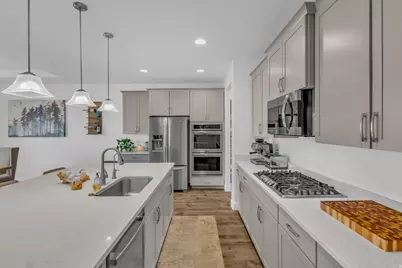 2454 W Jackson St, Mapleton, UT 84664 - Photo 17