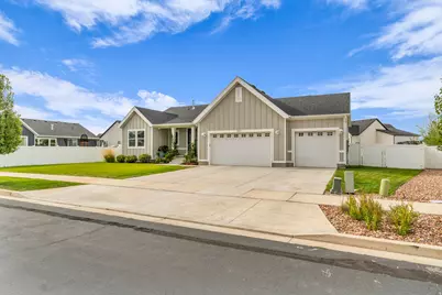 2454 W Jackson St, Mapleton, UT 84664 - Photo 3