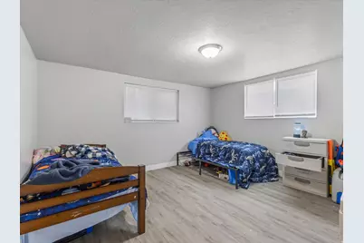 45 W 1600 N, Sunset, UT 84015 - Photo 17