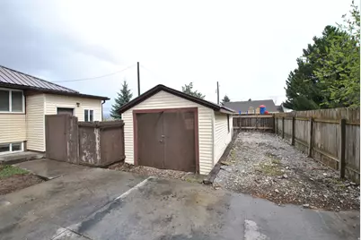 390 N 2nd E, Preston, ID 83263 - Photo 15