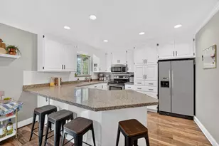 1624 E Wood Glen Rd S, Sandy, UT 84092 - Photo 1