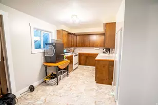 341 E 100 N, Providence, UT 84332 - Photo 37