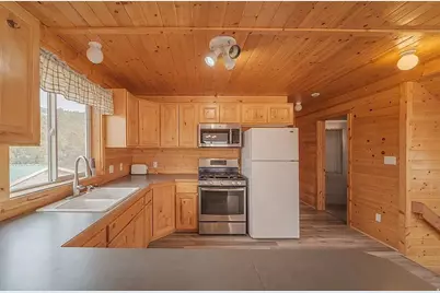20030 N 12615 E, Mount Pleasant, UT 84647 - Photo 9