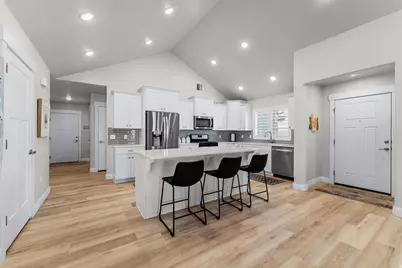 442 N Pintail Ln #C, Vineyard, UT 84059 - Photo 3