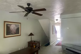 872 Quinn Ct, Ogden, UT 84404 - Photo 5