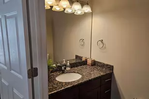 520 S 500 E, Salt Lake City, UT 84102 - Photo 9