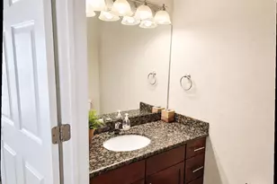 520 S 500 E, Salt Lake City, UT 84102 - Photo 11