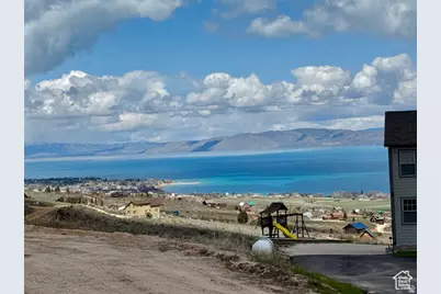 2965 S Sunset Cir #14, Garden City, UT 84028 - Photo 1