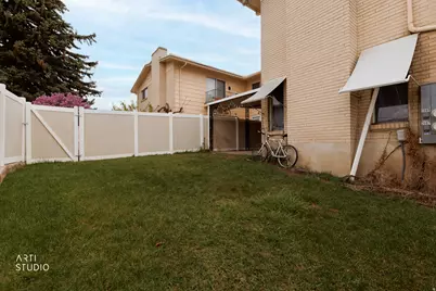 2091 N 220 E, Provo, UT 84604 - Photo 25