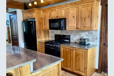 2724 S Stickseed Cir, Garden City, UT 84028 - Photo 29