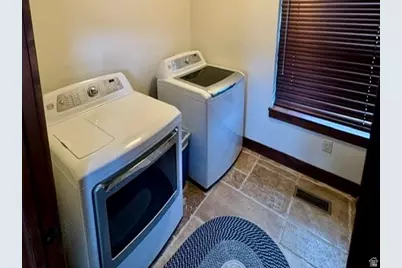 2724 S Stickseed Cir, Garden City, UT 84028 - Photo 27