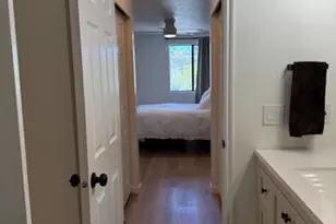 550 S 400 E, Salt Lake City, UT 84111 - Photo 29