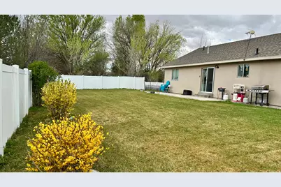 1489 W 250 S, Vernal, UT 84078 - Photo 21