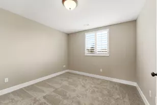 2045 E Rocklin Dr, Sandy, UT 84092 - Photo 41