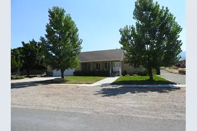 665 S 600 E, Mount Pleasant, UT 84647 - Photo 1