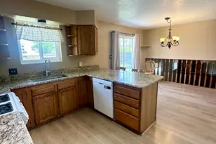 1948 N 520 W, Orem, UT 84057 - Photo 9