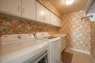 1950 E 5150 S, Salt Lake City, UT 84117 - Photo 15