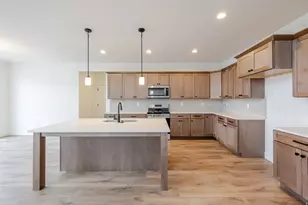 2922 N Purpletop Ln, Saratoga Springs, UT 84045 - Photo 13