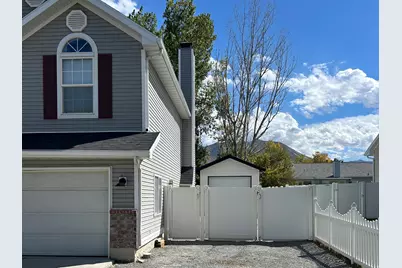 699 Country Club Dr, Stansbury Park, UT 84074 - Photo 3