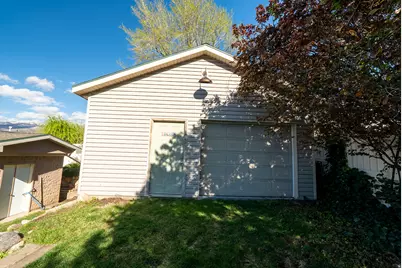 166 E 3000 S, Bountiful, UT 84010 - Photo 29