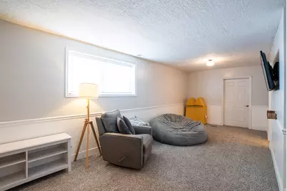 166 E 3000 S, Bountiful, UT 84010 - Photo 11