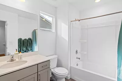 1083 E Waterway Ln, Saratoga Springs, UT 84045 - Photo 15