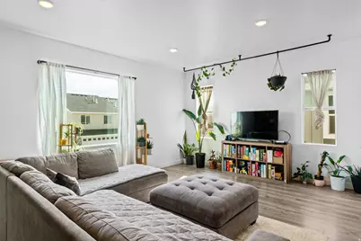 1083 E Waterway Ln, Saratoga Springs, UT 84045 - Photo 5