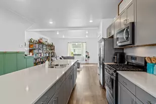 1083 E Waterway Ln, Saratoga Springs, UT 84045 - Photo 3