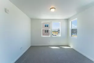 8362 S S Iris Lumi Ln W, Midvale, UT 84047 - Photo 11