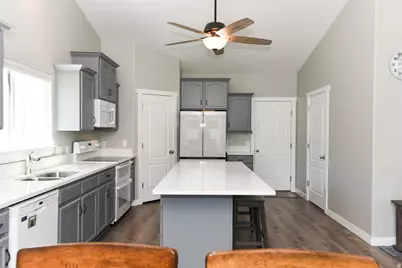 1402 N 650 E, Tooele, UT 84074 - Photo 23