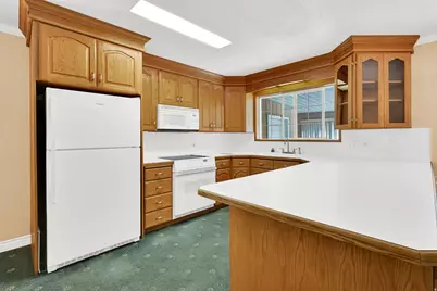 644 Crestwood Cir, Bountiful, UT 84010 - Photo 15