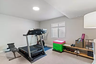 15 W Orchard Ln, Bountiful, UT 84010 - Photo 25