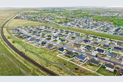 8232 N Iron Horse Dr E, Tooele, UT 84074 - Photo 41