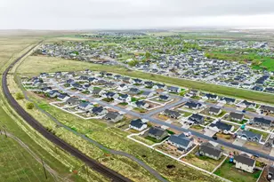 8232 N Iron Horse Dr E, Tooele, UT 84074 - Photo 41