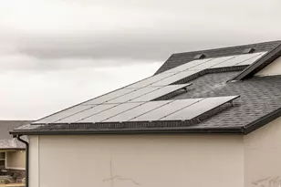 8232 N Iron Horse Dr E, Tooele, UT 84074 - Photo 33