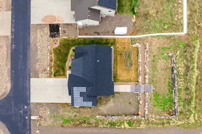 8232 N Iron Horse Dr E, Tooele, UT 84074 - Photo 37