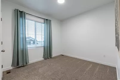 8232 N Iron Horse Dr E, Tooele, UT 84074 - Photo 19