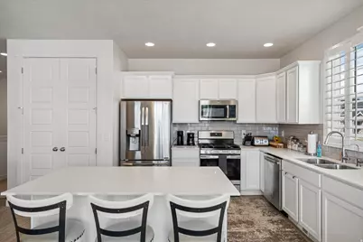 6773 W 8160 S, West Jordan, UT 84081 - Photo 7