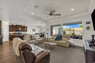 379 N 3200 W, Hurricane, UT 84737 - Photo 5