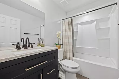 11406 S Gracey Ln E, Sandy, UT 84092 - Photo 33