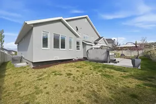 14332 S Dusty Meadow Cir W, Herriman, UT 84096 - Photo 33